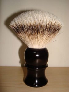 shaving-with-the-best-de-safety-razor-for-men-3