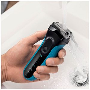 Braun Series 3 3040S Wet and Dry Foil Shaver for Men Review 2
